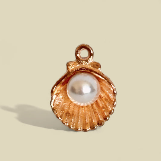 Shell Pearl Charm